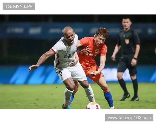 奥莫伊胡安弗绝杀献功亚泰力克新鹏城豪取关键胜巩固争冠优势 奥莫伊胡安弗绝杀献功亚泰力克新鹏城豪取关键胜巩固争冠优势