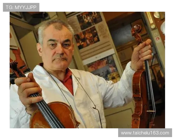 费迪南德盛赞库尼亚无进球却关键表现称其下半场作用巨大令人惊喜