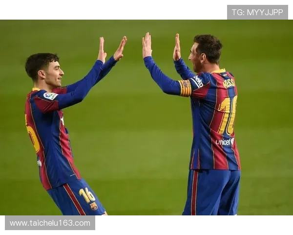 弗利克承认想念拉菲尼亚和佩德里，巴塞罗那备战阿拉维斯