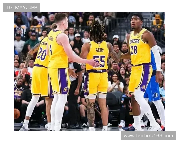 原创一场121-95让湖人坐立难安！西部第2难保，紫金军开始启动交易